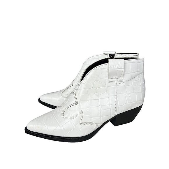 Gabriella Western Croc Embossed White Leather Bootie NWT - Picture 4 of 16